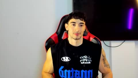 will_ferrari300 online show from February 4, 7:36 am