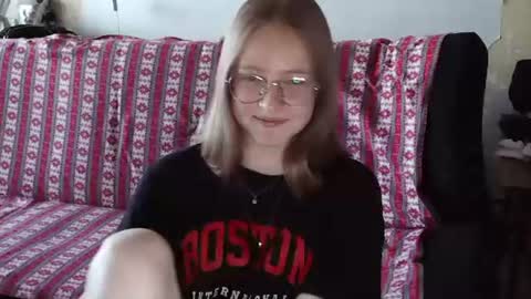 Olivia online show from July 27, 5:03 am