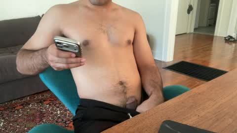 Snapshot of willfuckdudes chatting on June 14, 7:27 pm willfuckdudes online show from June 14, 7:27 pm