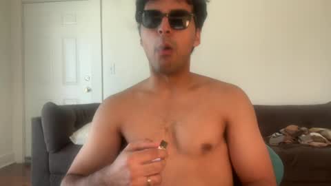 Snapshot of willfuckdudes chatting on July 10, 4:53 pm willfuckdudes online show from July 10, 4:53 pm
