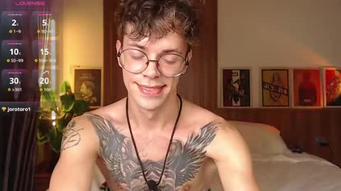 Snapshot of william_henry_a chatting on May 29, 2:15 pm William online show from May 29, 2:15 pm