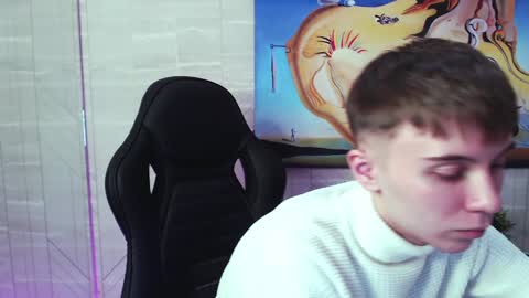 Snapshot of william_ross chatting on December 26, 9:26 pm will online show from December 26, 9:26 pm