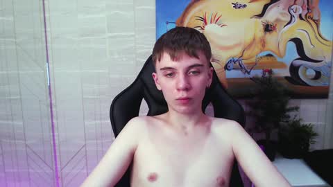 Snapshot of william_ross chatting on December 27, 12:29 am will online show from December 27, 12:29 am