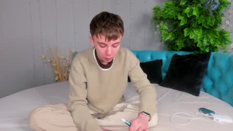 Snapshot of william_ross chatting on February 5, 9:04 am will online show from February 5, 9:04 am