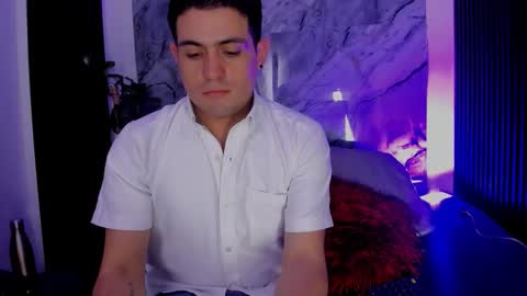 Snapshot of william_steel_ chatting on November 11, 2:11 am William Steel online show from November 11, 2:11 am