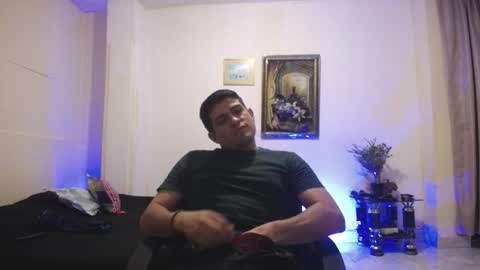 William Steel online show from January 12, 5:29 pm