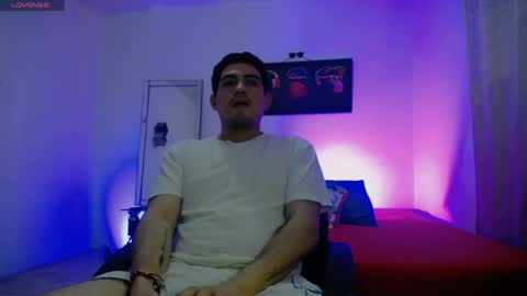 William Steel online show from May 1, 11:37 am