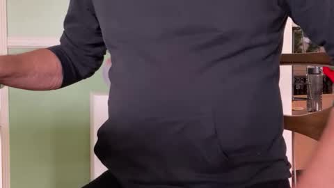 William online show from December 14, 6:23 pm