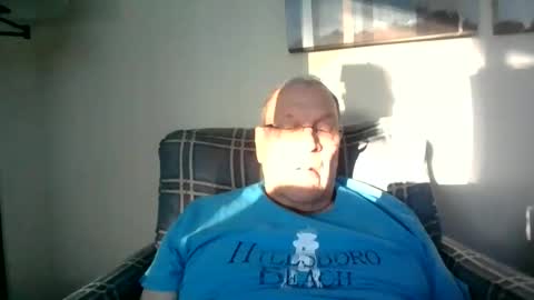 Snapshot of willnedoher chatting on February 14, 1:08 pm Willhedoher online show from February 14, 1:08 pm