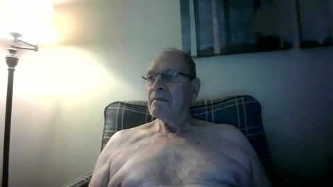 Snapshot of willnedoher chatting on September 10, 1:22 pm Willhedoher online show from September 10, 1:22 pm