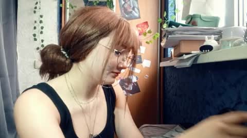 Phoebe online show from March 5, 11:28 am