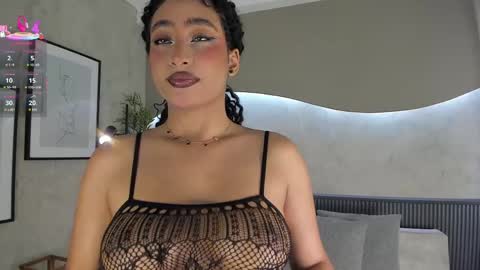 Snapshot of willow_hendrix chatting on September 29, 11:48 am Ms Willow online show from September 29, 11:48 am
