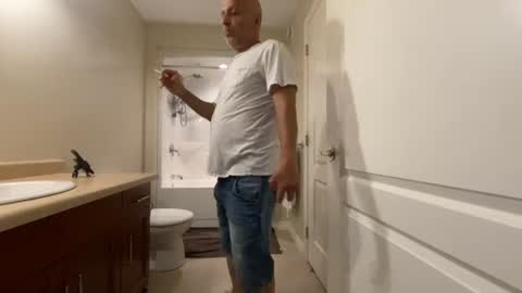 wills4pleasure online show from August 7, 2:02 am
