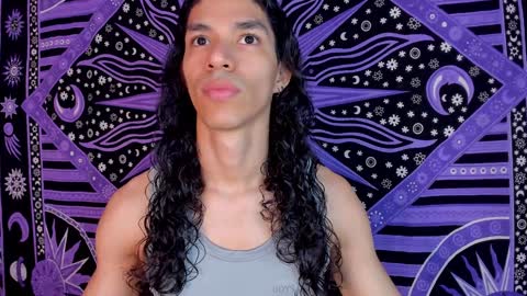 willy_veins online show from December 6, 12:05 pm