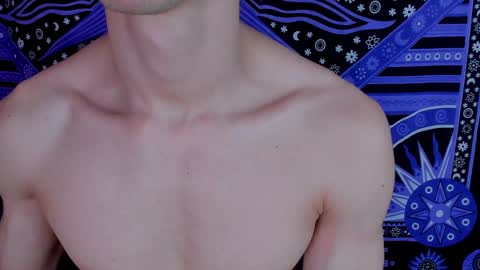 willy_veins online show from December 31, 4:46 pm