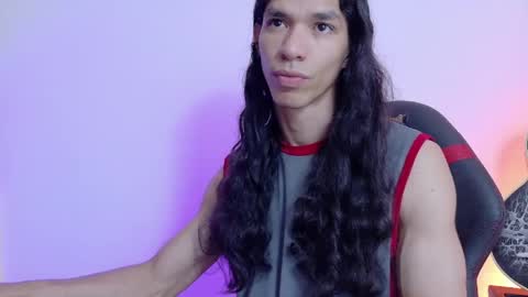 willy_veins online show from April 22, 3:09 am