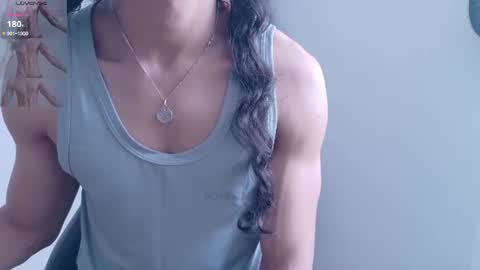 Snapshot of willy_veins chatting on July 11, 6:54 pm willy_veins online show from July 11, 6:54 pm