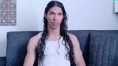Snapshot of willy_veins chatting on July 30, 2:16 pm willy_veins online show from July 30, 2:16 pm