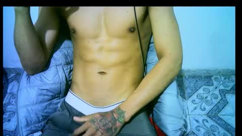 Snapshot of wilson_jhonson chatting on October 4, 7:06 am wilson_jhonson online show from October 4, 7:06 am