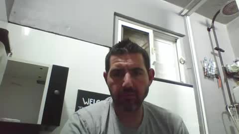 Snapshot of windowpane5 chatting on December 2, 7:05 pm windowpane online show from December 2, 7:05 pm