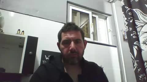Snapshot of windowpane5 chatting on December 9, 11:13 pm windowpane online show from December 9, 11:13 pm