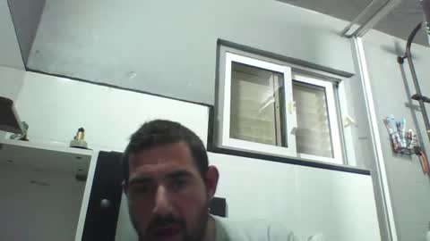 Snapshot of windowpane5 chatting on December 12, 8:43 pm windowpane online show from December 12, 8:43 pm