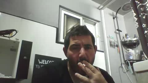 Snapshot of windowpane5 chatting on December 25, 8:07 pm windowpane online show from December 25, 8:07 pm