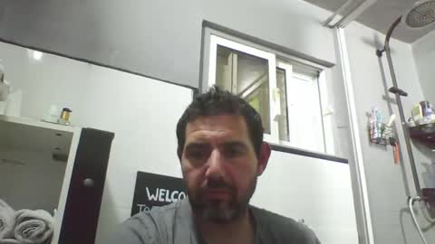 Snapshot of windowpane5 chatting on December 31, 12:11 am windowpane online show from December 31, 12:11 am