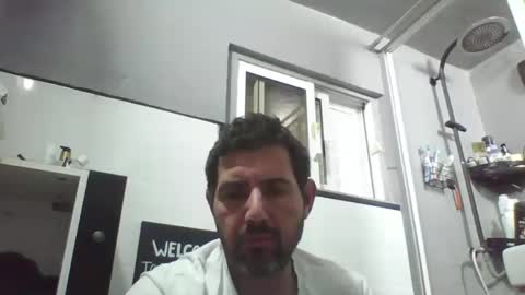 Snapshot of windowpane5 chatting on January 4, 11:48 pm windowpane online show from January 4, 11:48 pm