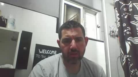 Snapshot of windowpane5 chatting on January 17, 5:41 pm windowpane online show from January 17, 5:41 pm