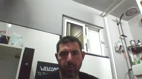Snapshot of windowpane5 chatting on January 22, 12:06 am windowpane online show from January 22, 12:06 am