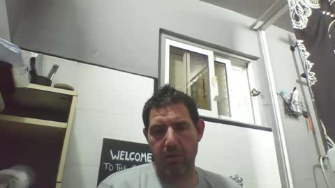 Snapshot of windowpane5 chatting on February 25, 10:29 pm windowpane online show from February 25, 10:29 pm
