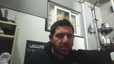 Snapshot of windowpane5 chatting on March 8, 11:58 am windowpane online show from March 8, 11:58 am