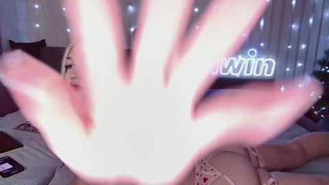 Snapshot of wineandboobs chatting on December 26, 3:53 pm wineandboobs online show from December 26, 3:53 pm