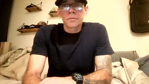 wingnutt765733 online show from March 7, 6:21 am