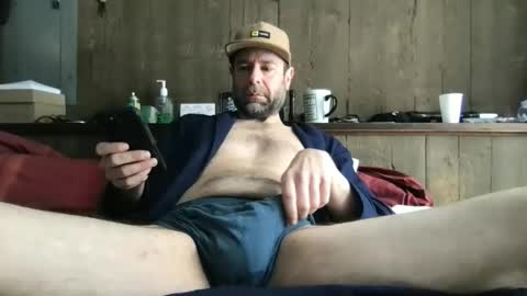 winky_right online show from March 8, 3:38 pm