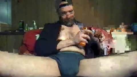 winky_right online show from May 9, 12:38 am