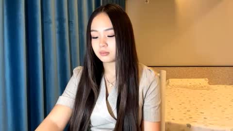 Amina online show from November 22, 2:16 pm