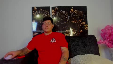 Snapshot of winy_hot chatting on March 3, 12:00 pm winy_hot online show from March 3, 12:00 pm