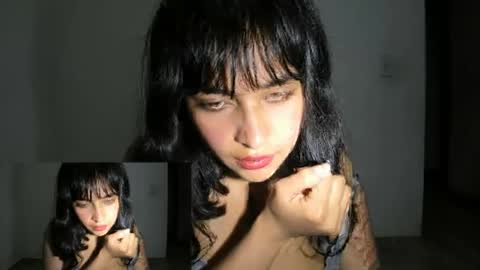 witch_3333 online show from June 22, 2:46 am