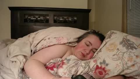 Annie online show from January 13, 7:00 am