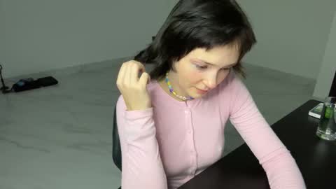 Snapshot of witches_curves chatting on February 23, 2:04 pm Nemo online show from February 23, 2:04 pm