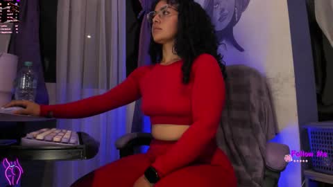 Snapshot of witchofhearts chatting on November 8, 4:12 am Luna Violeta A r t i s t online show from November 8, 4:12 am