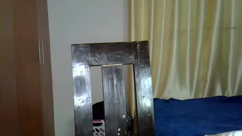 girlie o online show from March 1, 7:59 pm