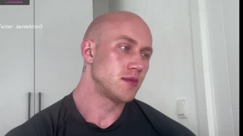 Snapshot of wlademarbergs chatting on May 16, 6:21 am Wlademar online show from May 16, 6:21 am