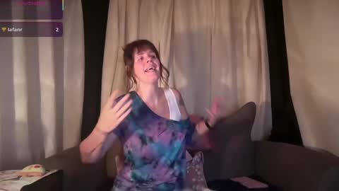 Snapshot of wldntulik2no chatting on October 18, 3:02 pm Moth online show from October 18, 3:02 pm