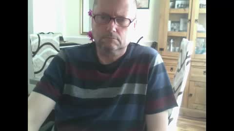 wobble444 online show from June 9, 11:00 am