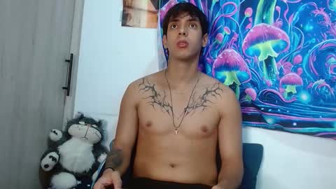 wolf_light online show from January 18, 1:04 pm