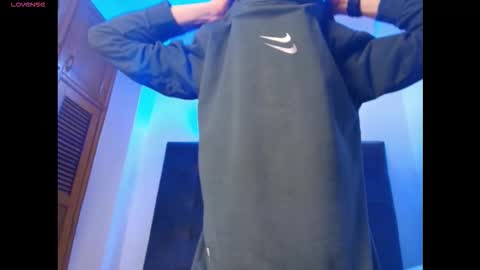  W O L F  online show from September 26, 11:58 am