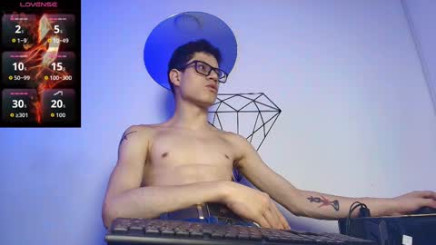  W O L F  online show from September 27, 11:15 am